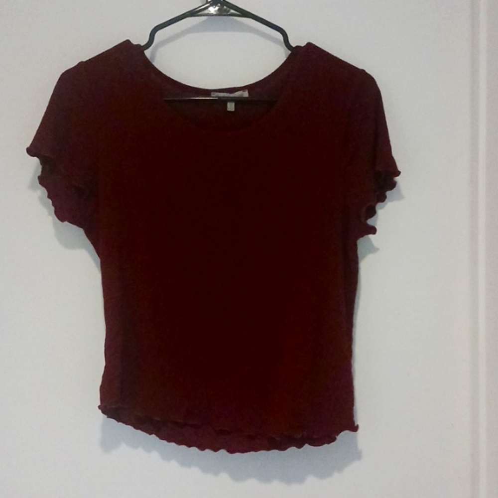 Red stretchy fitting t shirt very comfy size S/M